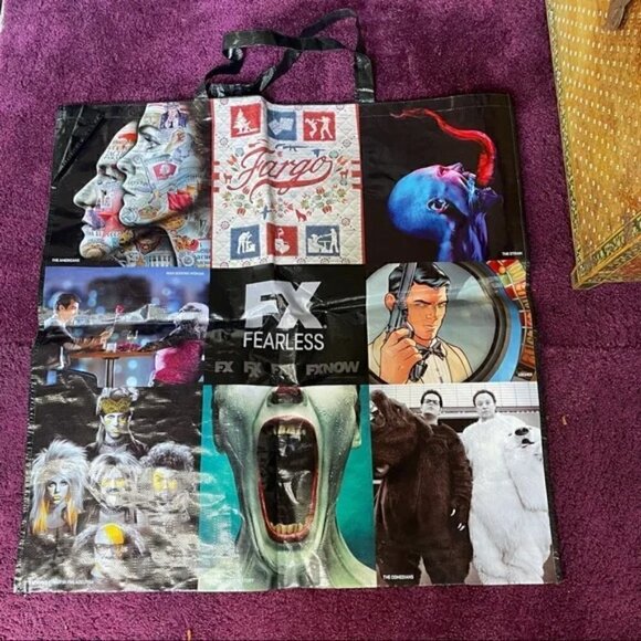 San Diego ComicCon FX Giant Tote Bag Memorabilia Fan Swag NWOT Fandom Cosplay - Picture 3 of 7